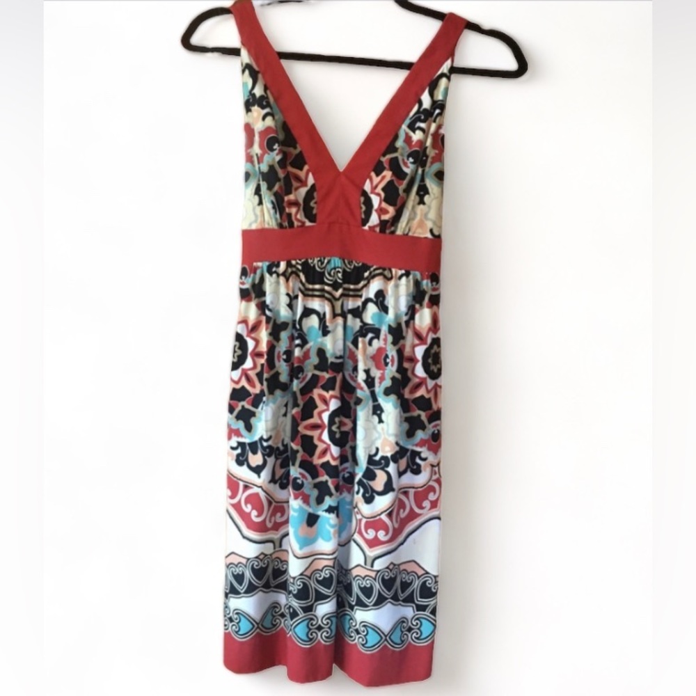 Gorgeous satiny dress Empire waist tie-back 6 V-neck Super Flattering Gorgeous